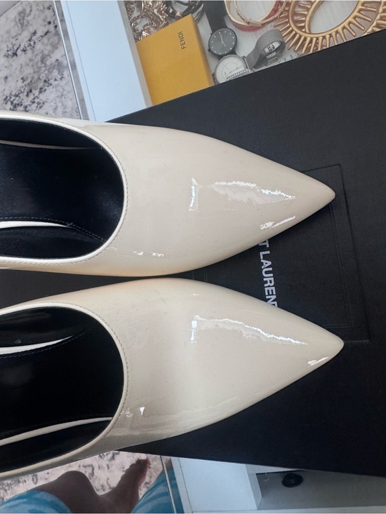 Saint Laurent Cream Patent Leather Pointed Pumps main image 5